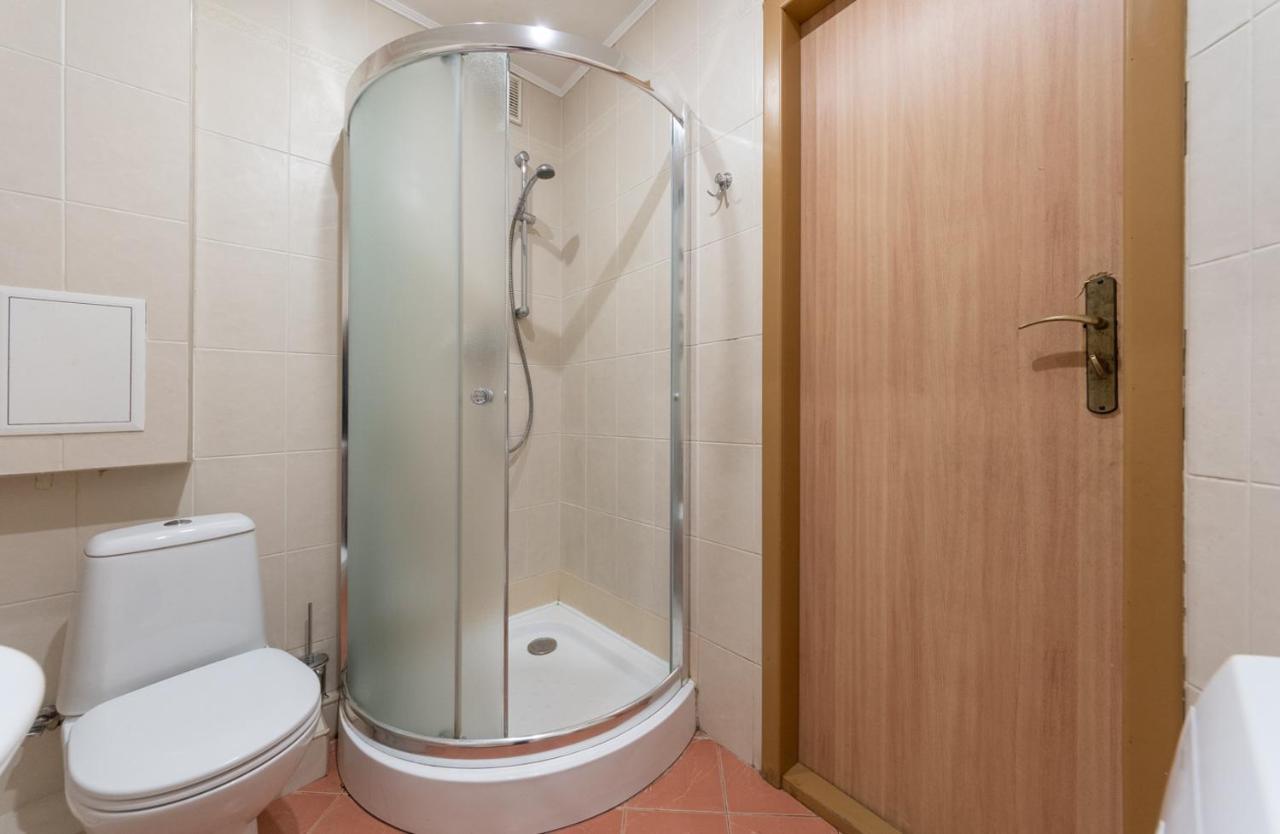 1 Bedroom Apart Near Metro Pecherska Kiev Exterior foto